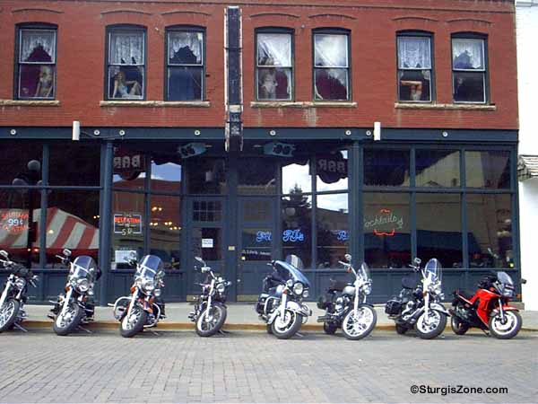 Deadwood Hoarhouse