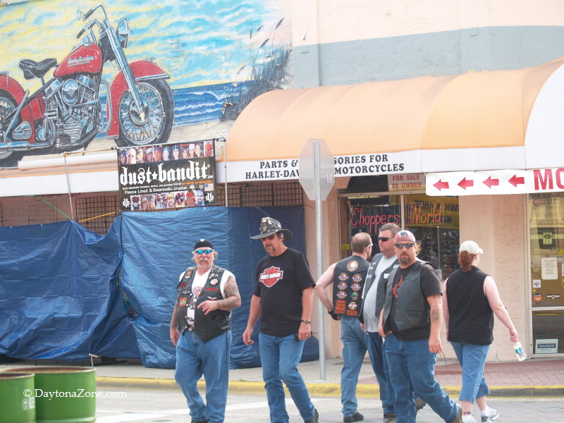 Daytona motorcycle vendors