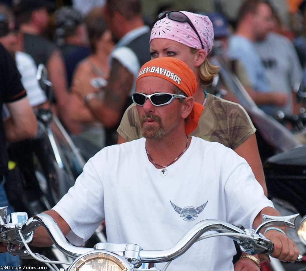 Bikers Look with Eyes
